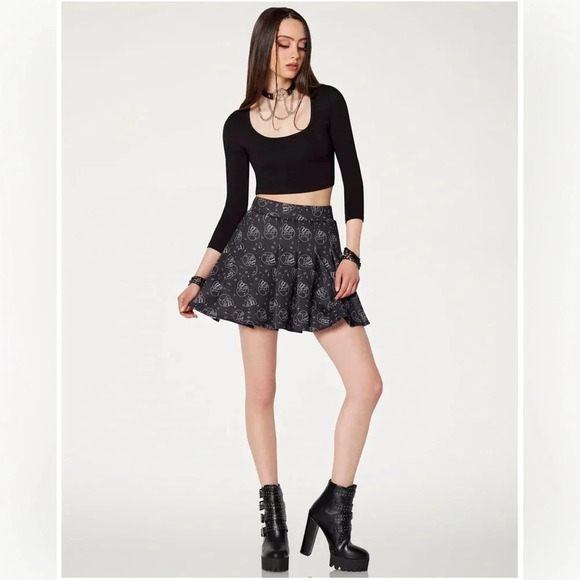 Spencer’s Skull Mini Skirt Pleated Size XL - Picture 1 of 9